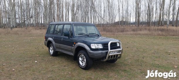 Hyundai Galloper 2.5 TD Basic HA Számít Az Álla...