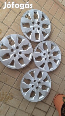 Hyundai I20 gyári 15" keréktárcsa