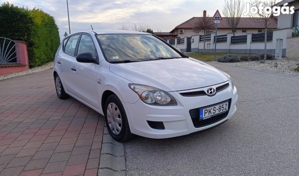 Hyundai I30 1.4 DOHC Classic 177e km. Garantált...