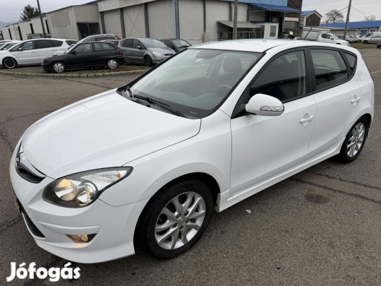 Hyundai I30 1.4 DOHC Comfort PLUS Garis Uj Moto...