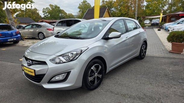 Hyundai I30 1.4i Comfort Multikormány! Digitklí...