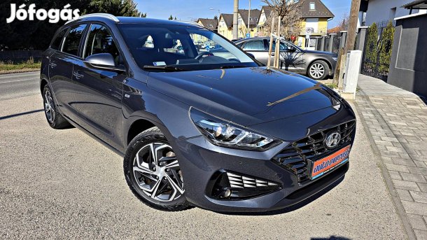 Hyundai I30 1.5 T-GDi Comfort Plus Mhev Automat...