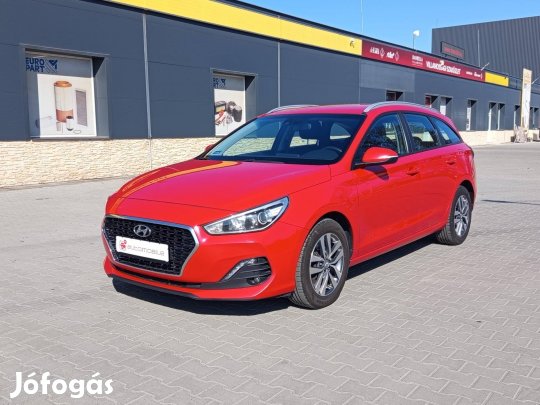 Hyundai I30 1.6 CRDi HP Premium Friss nagyszerv...