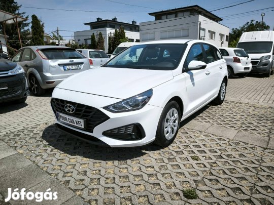 Hyundai I30 1.6 CRDi LP Life Újszerű Állapot!