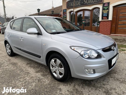 Hyundai I30 1.6 DOHC Comfort