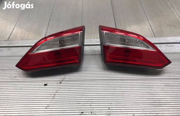 Hyundai I30 2012'- kombi csom.tér lámpa bal: 92403-A62,jobb:92404-A62