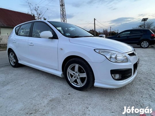 Hyundai I30 2.0 CRDi HP Premium Sport