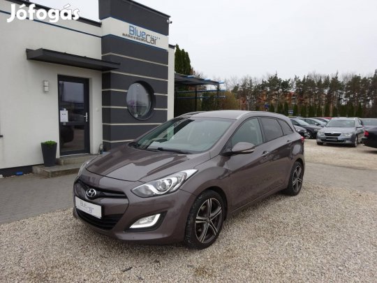 Hyundai I30 CW 1.4i Life KM:181ezer!!Ülésfűtés!...