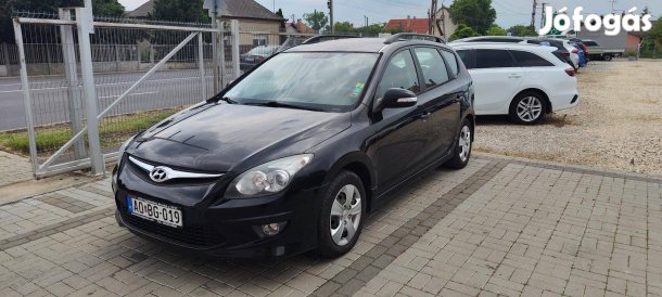 Hyundai I30 CW 1.6 CRDi HP Comfort Ülésfűtés. V...