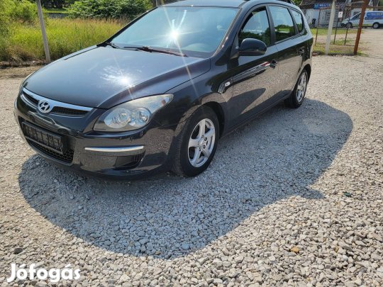Hyundai I30 i30u CW 1.6 CRDi LP Comfort Német P...