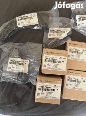 Hyundai I40 1.7crdi Gyári Új Vezérműlánc Készlet, Vezérlés Szett