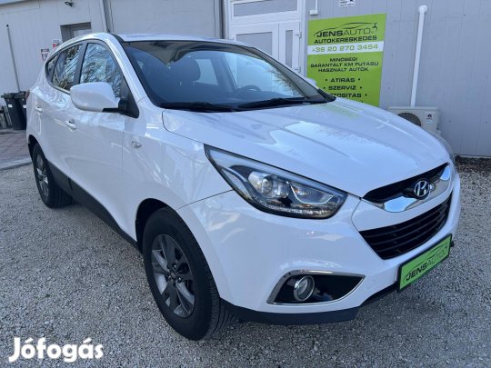 Hyundai IX35 1.6 GDi Life Szervizkönyv