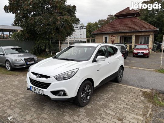 Hyundai IX35 1.6 GDi Premium Sérülés-javítás me...