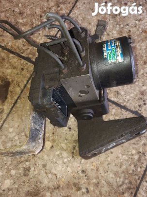 Hyundai Santa Fe ABS Tömb