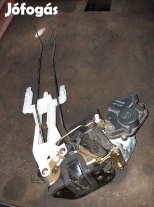 Hyundai Santa Fe Bal Hátsó Ajtó Zárszerkezet + Központizár Motor