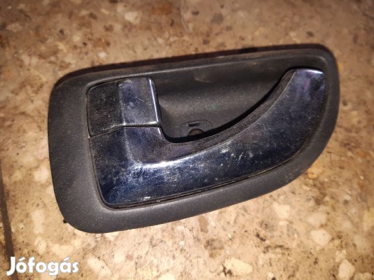 Hyundai Santa Fe Bal Hátsó Belső Ajtókilincs