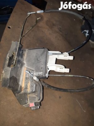 Hyundai Santa Fe Jobb Első Ajtó Zárszerkezet + Központizár Motor