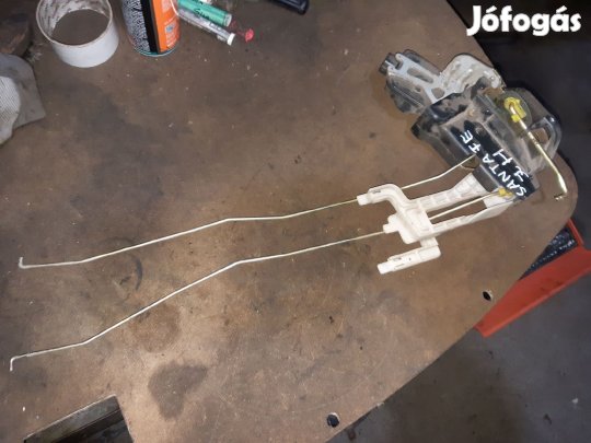 Hyundai Santa Fe Jobb Hátsó Ajtó Zárszerkezet + Központizár Motor