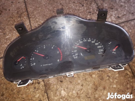 Hyundai Santa Fe Óraegység / Kilométeróra