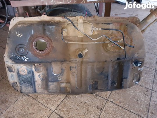 Hyundai Santa Fe Üzemanyag Tank