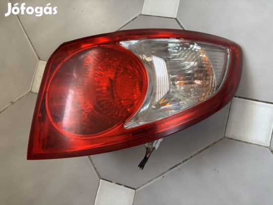 Hyundai Santa Fe jobb hátsó külső lámpa 92402-2B000