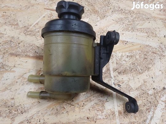Hyundai Trajet (2001-2008) 2.0CRDI Diesel Szervóolaj Tartály
