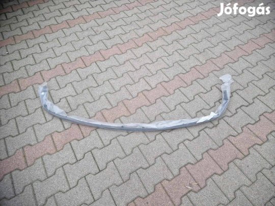 Hyundai Tucson lökhárító alkatrész, alsó koptató Új