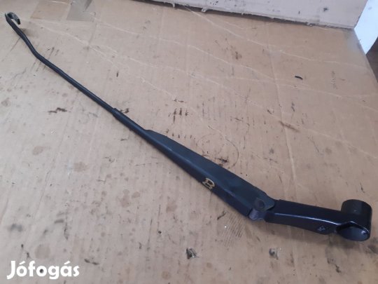 Hyundai i20 Bal Első Ablaktörlő Kar