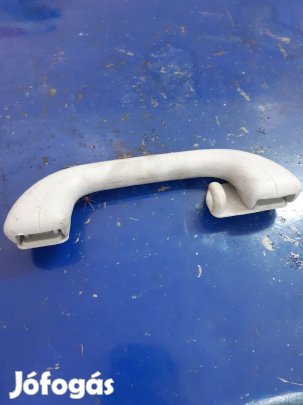 Hyundai i20 Kapaszkodó