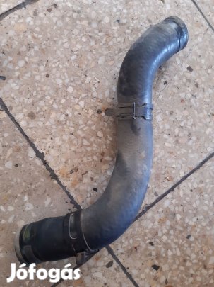 Hyundai i20 Vízcső