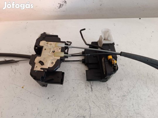 Hyundai i20 (PB) bal első ajtózár , zár