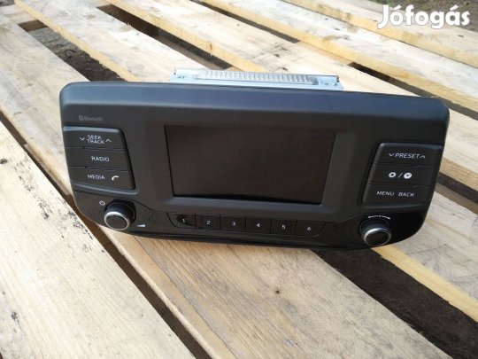 Hyundai i30 rádió 2016-2022-ig gyári rádió fejegység 18R-96170-G4220