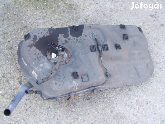 Hyundai ix35 gázolaj tank 2.0 crdi