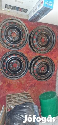 Hyundai lemezfelni 15"