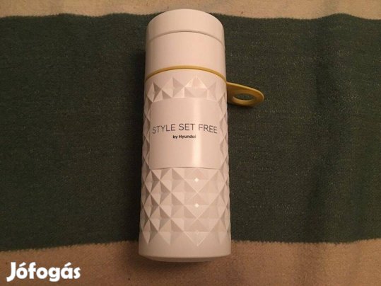 Hyundai műanyag kulacs