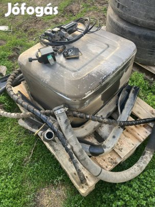 Hyva Hidraulika szivattyú kompletten csövekkel tartállyal