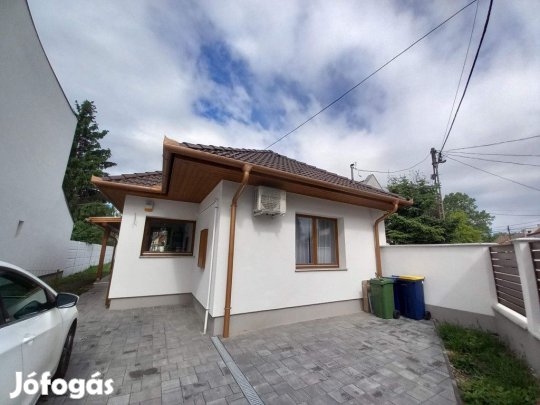 III. Kerület, Botond utca, 96 m2-es, családi ház, 4 szobás,