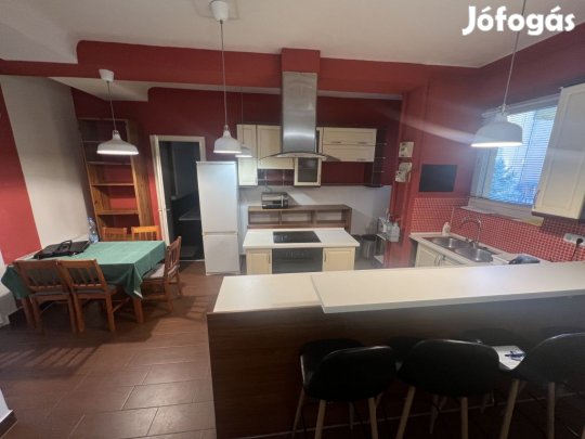 III. Kerület, Zápor utca, 93 m2-es, társasházi lakás, 3 szobás