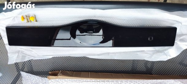 III. Toyota Prius 2004-2009 Csomagtényitó burkolat
