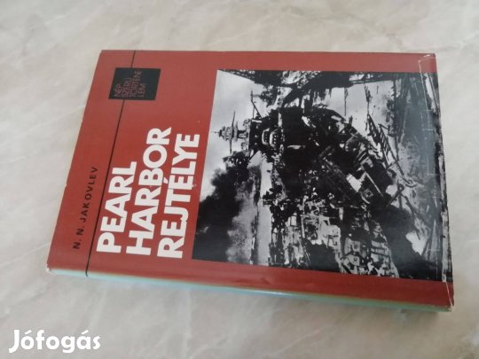 II. Világháborús szakkönyv Pearl Harbor rejélye