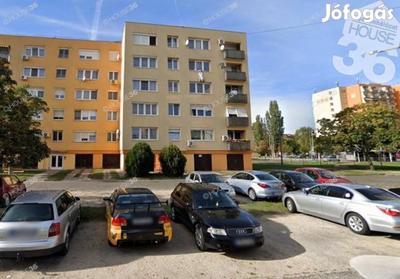 II. emeleti, 2 szobás, erkélyes lakás a Széchenyivárosban!