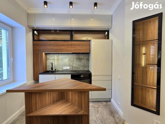 II. kerület, Pasaréti út, 24 m2-es, társasházi lakás, 1 szobás