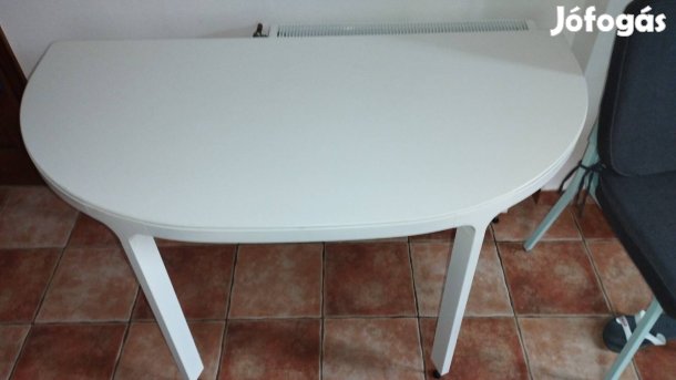 IKEA Bekant konferenciaasztal,Étkező, vagy irodai asztal eladó.