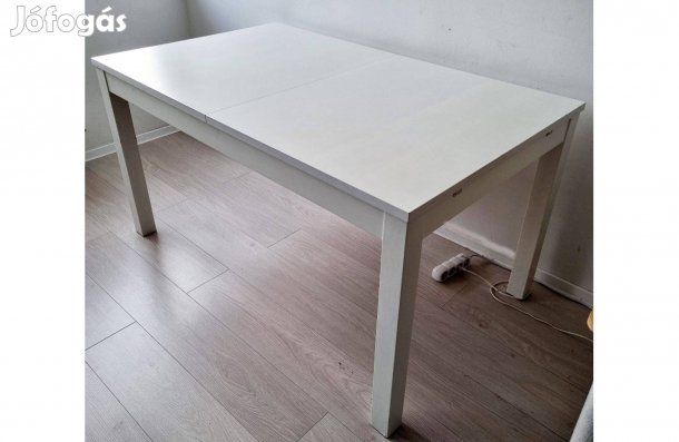 IKEA Bjursta étkezőasztal fehér színben 84 x 140/180/220 cm