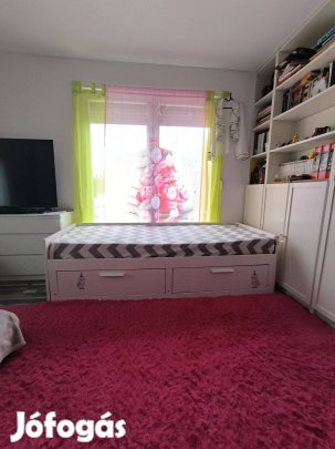 IKEA Brimnes kanapéágy, 2 db moshult matraccal