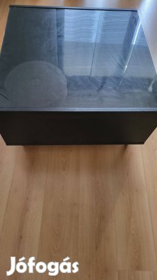 IKEA Buksel fekete-barna gurulós dohányzóasztal