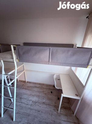 IKEA Emeletes ágy asztallappal, matraccal, gurulós székkel