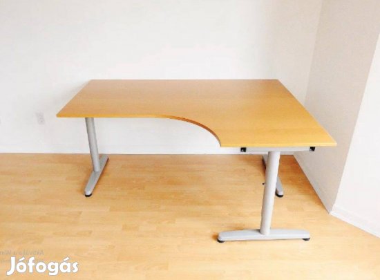 IKEA Galant íróasztal minőségi fa, acél lábak