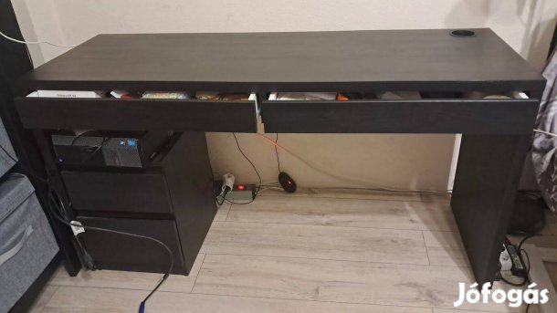 IKEA Micke iróasztal külön komóddal