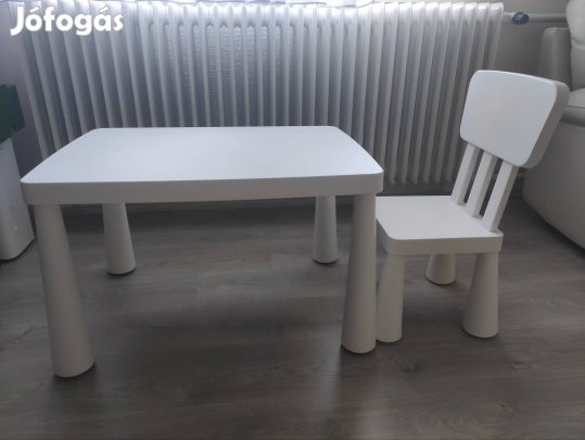 IKEA-S kis asztal és szék eladó.